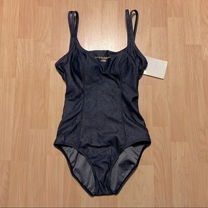 Liz Claiborne One Piece Swimsuit Women’s 8 NWT